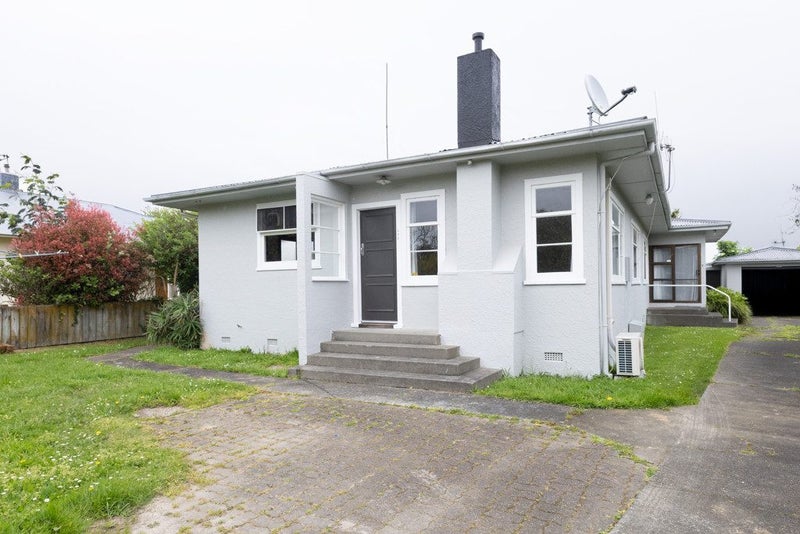 376 Ruahine Street, Terrace End, Palmerston North - Carousel 1