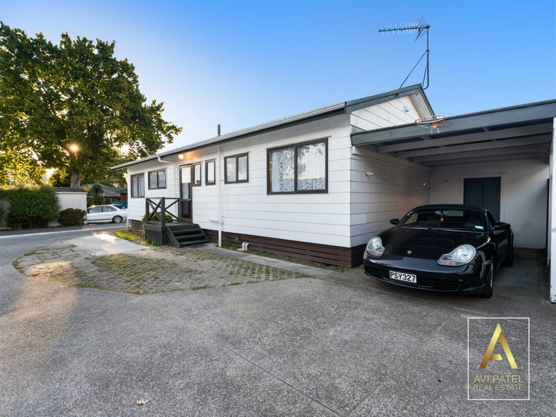 1/9 Te Kanawa Crescent, Henderson, Auckland - Carousel 2