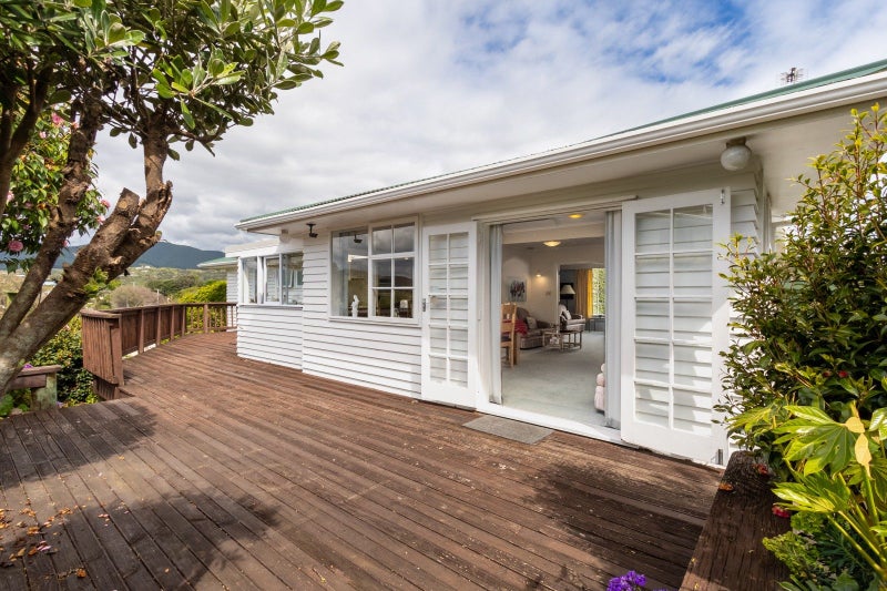 32 Tui Road, Raumati Beach, Paraparaumu - Carousel 2