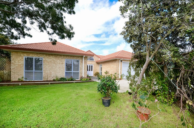 40 Merlot Heights, Huapai, Kumeū - Carousel 2