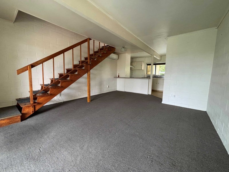 1/41 Tramway Road, Beach Haven, Auckland - Carousel 2