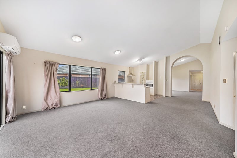 28 Broadhaven Avenue, Parklands, Christchurch - Carousel 2