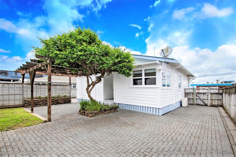 11 Three Mile Bush Road, Kamo, Whangarei - Carousel 1