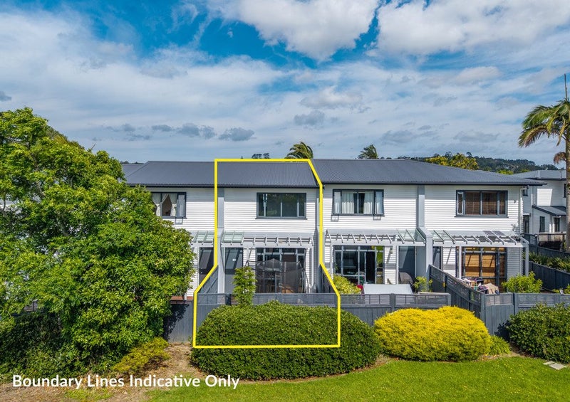 111/2 Armoy Drive, East Tamaki, Auckland - Carousel 1