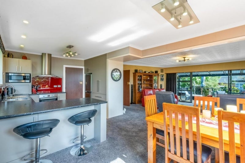 18 Bullar Street, Grasmere, Invercargill - Carousel 2