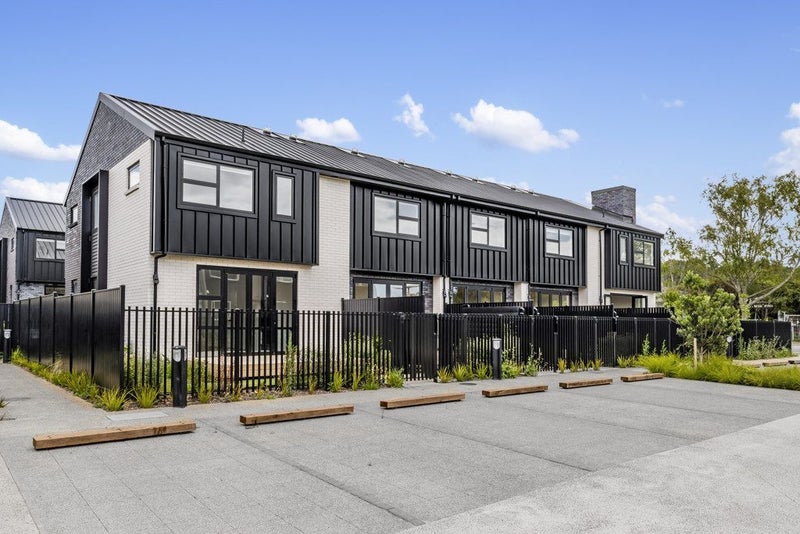 660C Swanson Road, Swanson, Auckland - Carousel 2