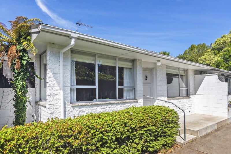 3/98 Holly Road, St Albans, Christchurch - Carousel 2