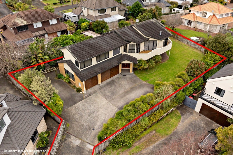 8 Chiania Place, Somerville, Manukau - Carousel 1