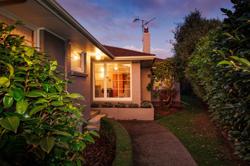 30 St Albans Avenue, Hokowhitu, Palmerston North - Carousel 18