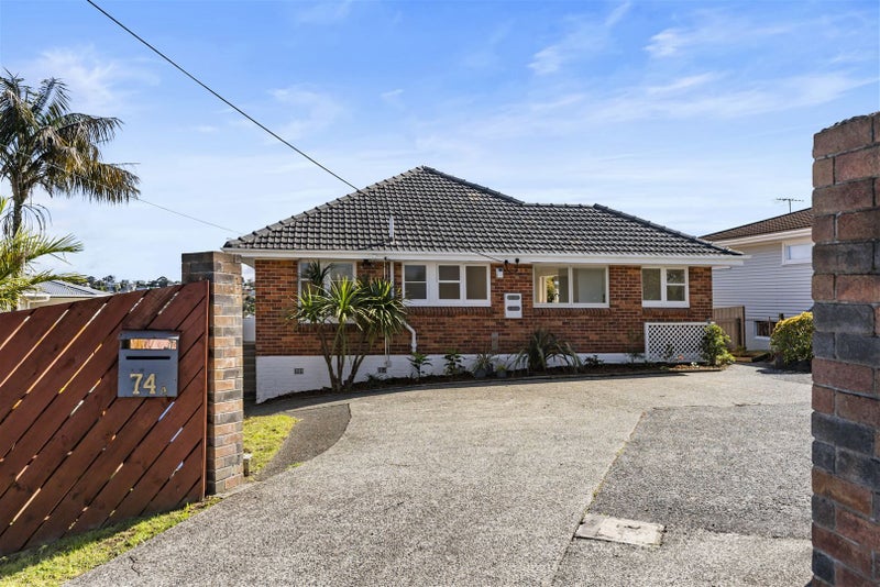 1/74 Pupuke Road, Hillcrest, Auckland - Carousel 1