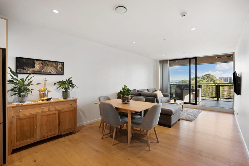 403/74 Victoria Street, Onehunga, Auckland - Carousel 1