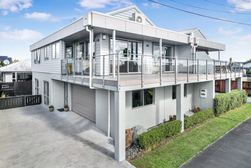 198D Old Farm Road, Hamilton East, Hamilton - Carousel 1