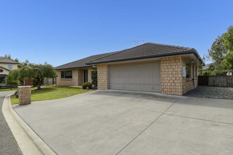 10 Orion Way, Welcome Bay, Tauranga - Carousel 1