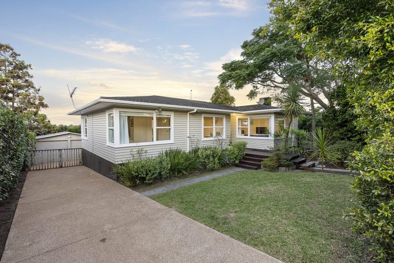 153 Rangatira Road, Beach Haven, Auckland - Carousel 1