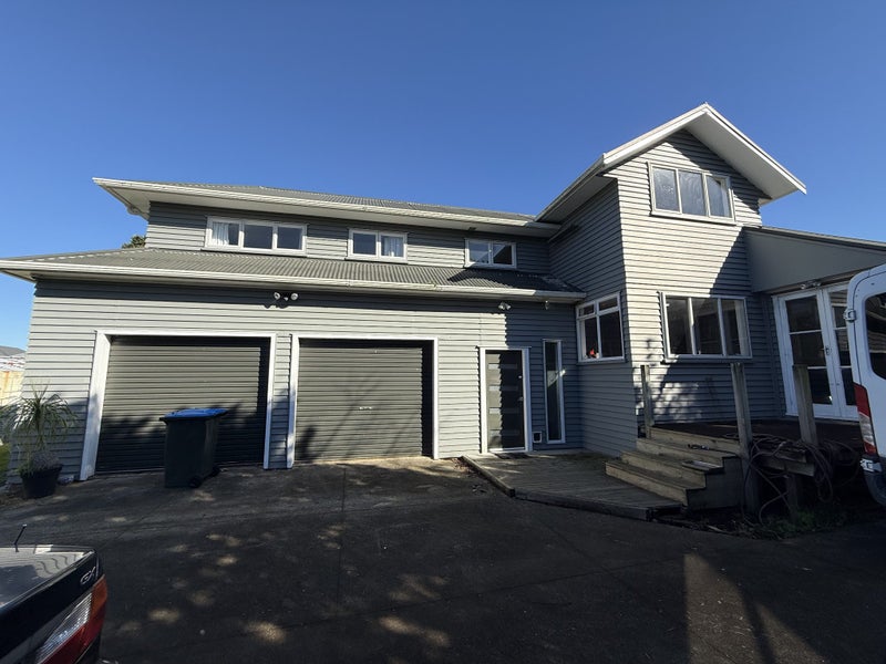 32 Aliford Avenue, One Tree Hill, Auckland - Carousel 1