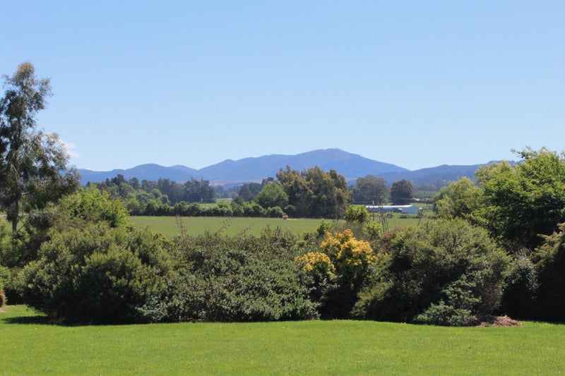 178 Round Hill Road, Rangiora - Carousel 1