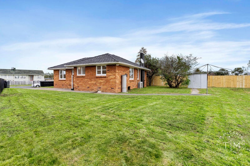 5 Corsair Crescent, Mangere, Auckland - Carousel 1