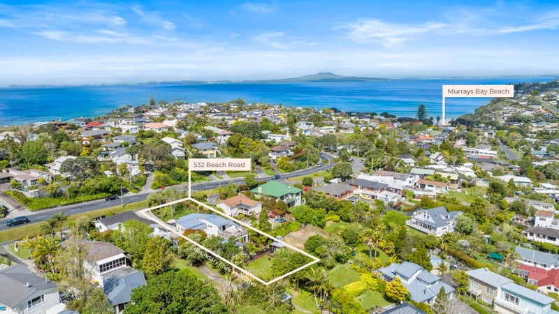 532 Beach Road, Murrays Bay, Auckland - Carousel 2