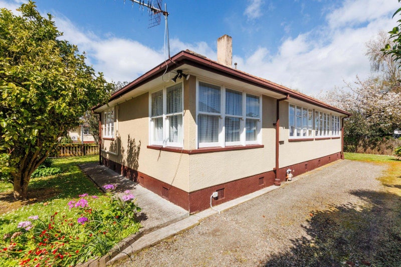 22 Cardiff Street, Awapuni, Palmerston North - Carousel 1