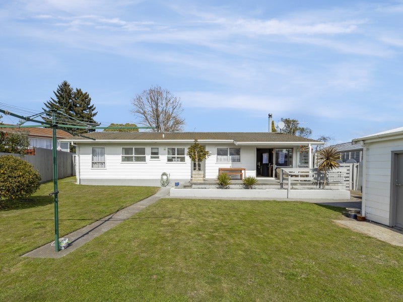 77 Richmond Avenue, Richmond Heights, Taupo - Carousel 2