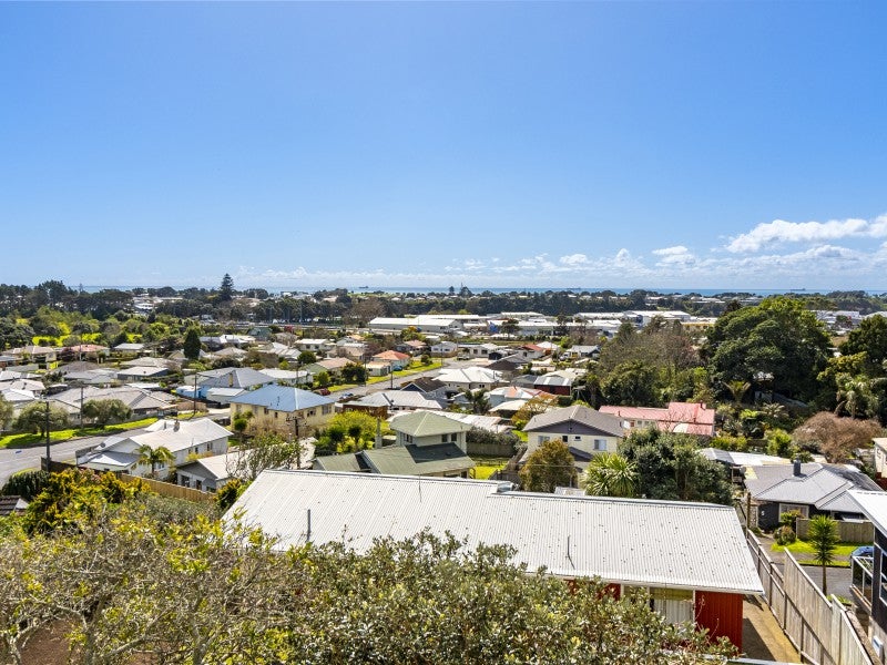 2 Alberta Road, Glen Avon, New Plymouth - Carousel 1