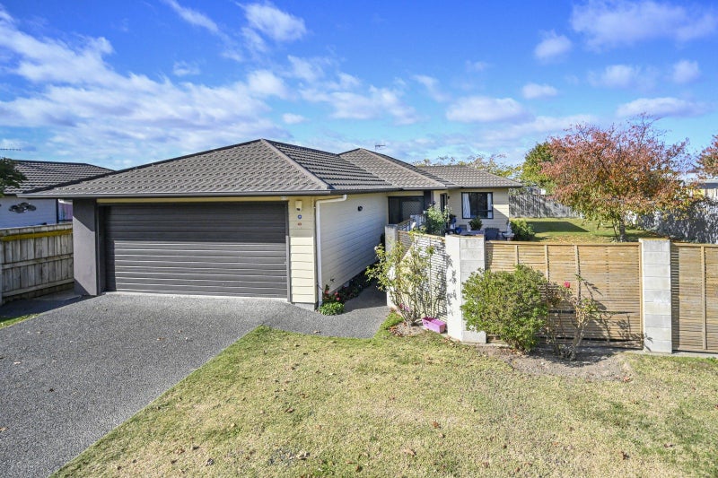 43 Kingsley Drive, Flaxmere, Hastings - Carousel 1