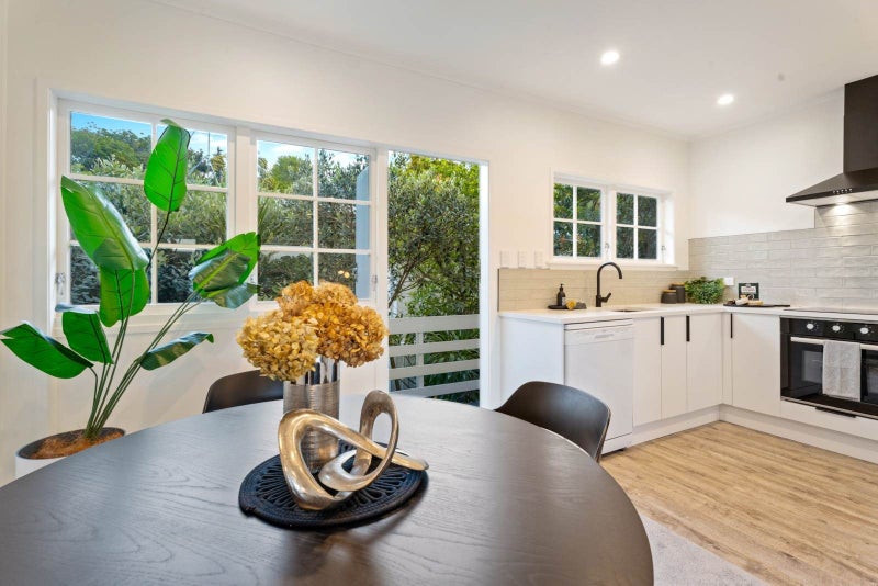 2/75 Hapua Street, Remuera, Auckland - Carousel 2