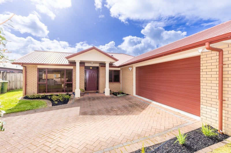 6 Wychbury Court, Rototuna North, Hamilton - Carousel 1
