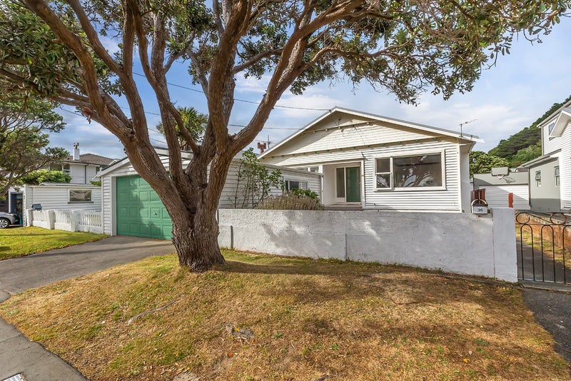 36 Burnham Street, Seatoun, Wellington - Carousel 1