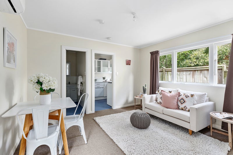 115 Aro Street, Aro Valley, Wellington - Carousel 2