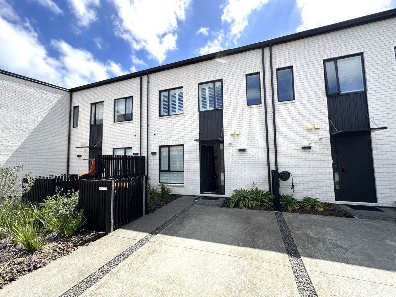 8 Pohatu Lane, Saint Johns, Auckland - Carousel 1