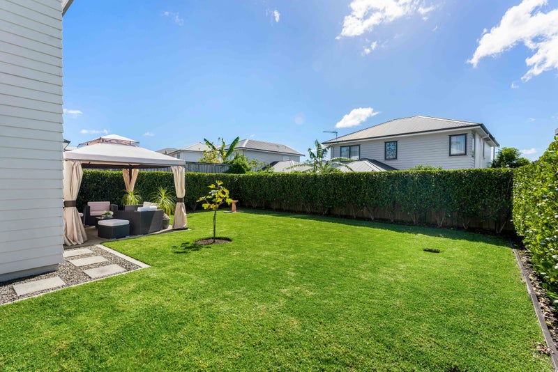 31 Mettam Drive, Swanson, Auckland - Carousel 2