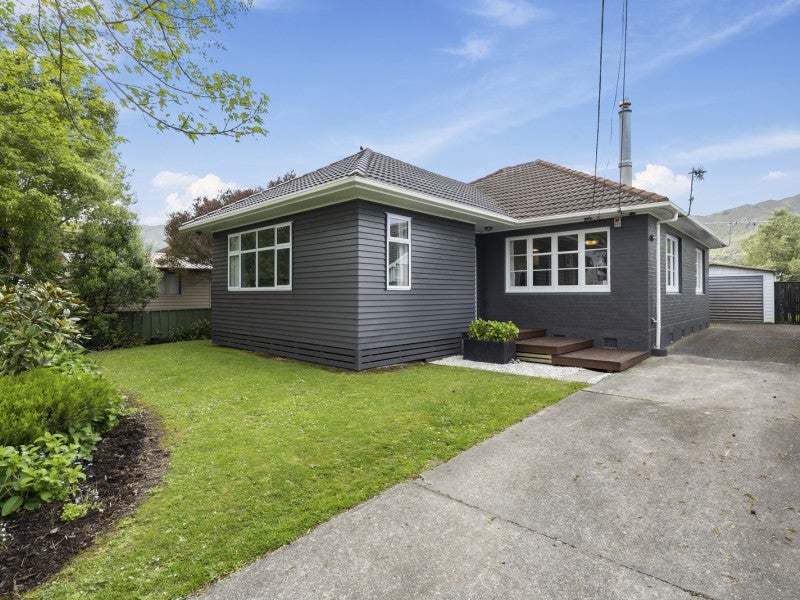 36 Bush Street, Naenae, Lower Hutt - Carousel 1