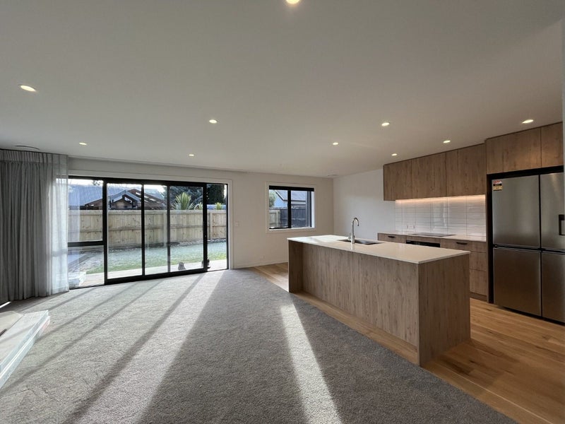 13 Poolburn Court, Lake Hayes, Queenstown - Carousel 1