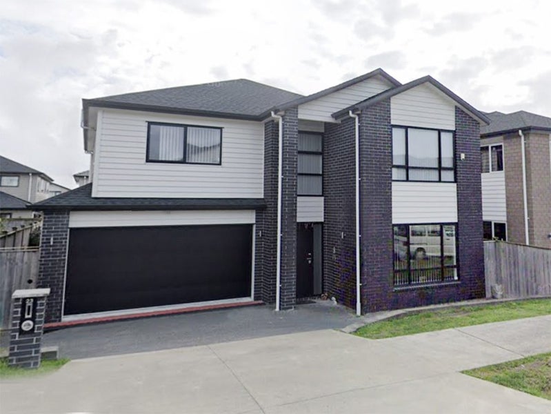 23 Calcite Avenue, Flat Bush, Auckland - Carousel 1