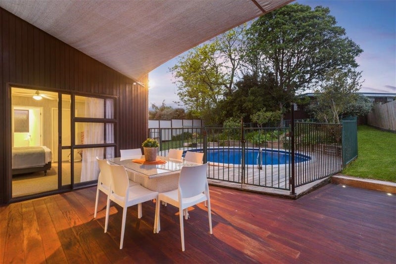 8 Hamish Place, Sunnyhills, Auckland - Carousel 1