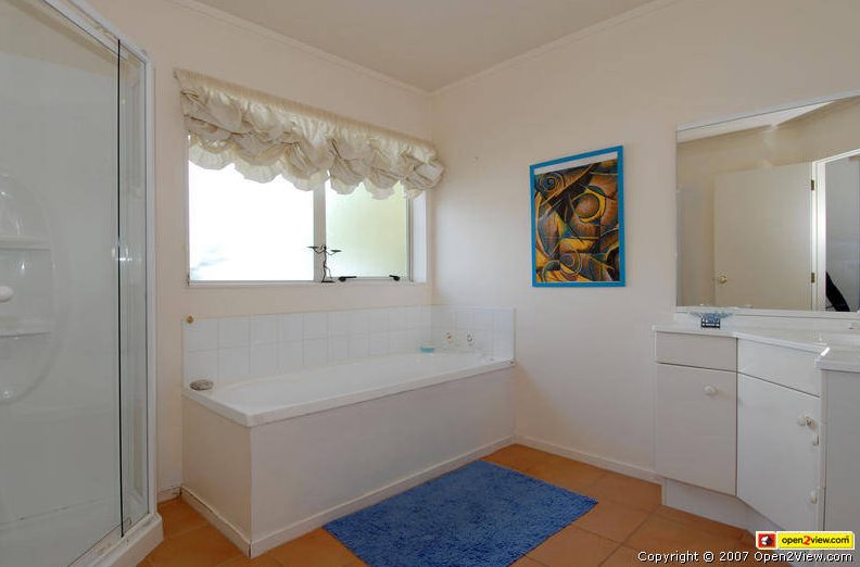 15 Goldfinch Rise, Unsworth Heights, Auckland - Carousel 16