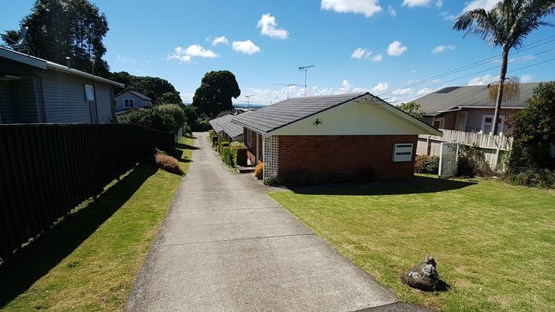 2/19 Athens Road, Onehunga, Auckland - Carousel 2