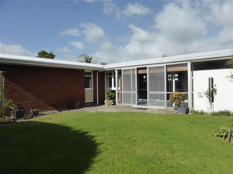 11 Cedar Grove, Matua, Tauranga - Carousel 2