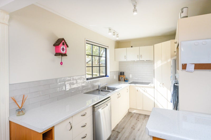 68 Pencarrow Street, Highbury, Palmerston North - Carousel 2