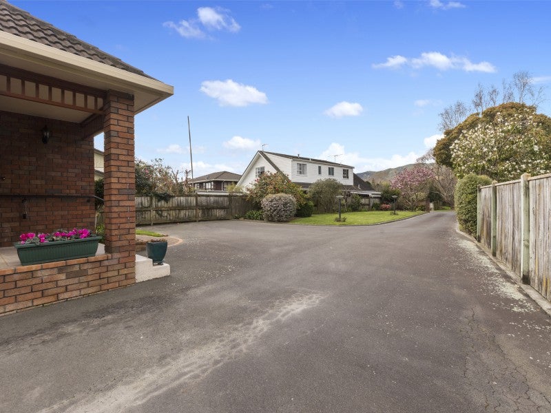 46 Waddington Drive, Naenae, Lower Hutt - Carousel 20