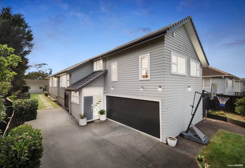 4 Eastview Road, Glen Innes, Auckland - Carousel 1