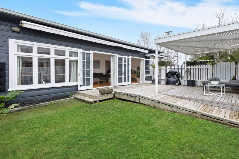 47 View Road, Mount Eden, Auckland - Carousel 2