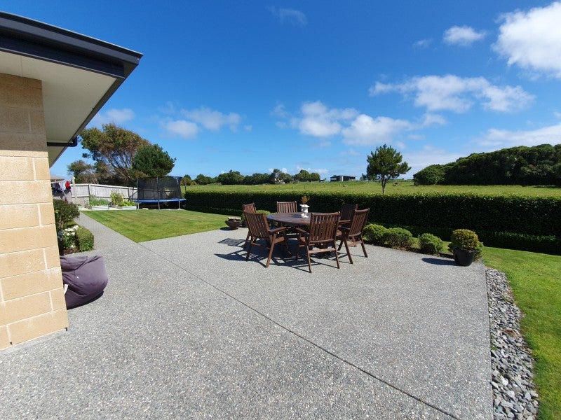 23 Ashley Drive, Paroa, Greymouth - Carousel 1