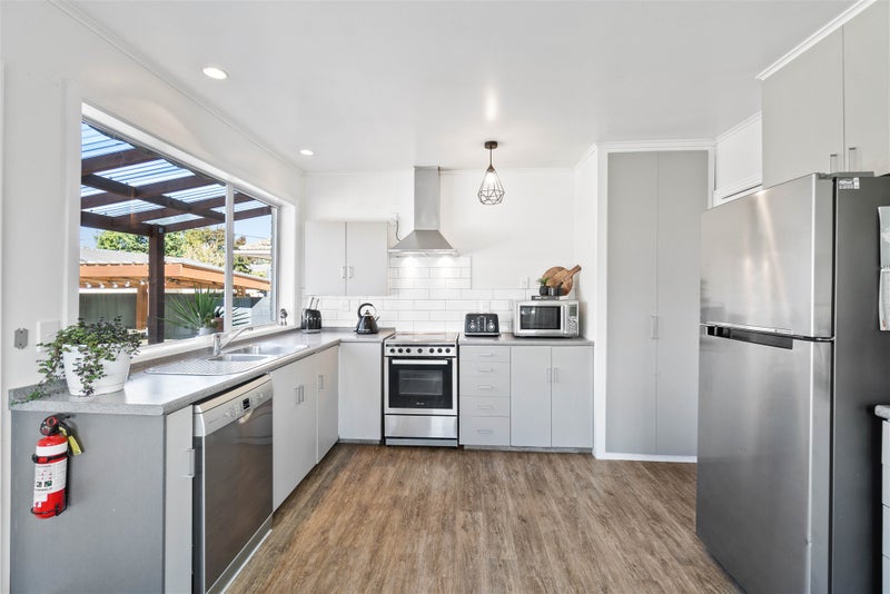 36 Cutts Road, Russley, Christchurch - Carousel 2