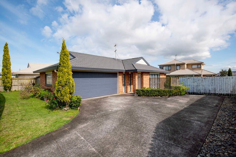 34 Abiru Crescent, Favona, Auckland - Carousel 1