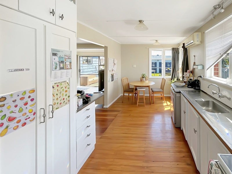 9 Milton Street, Whanganui East, Whanganui - Carousel 2