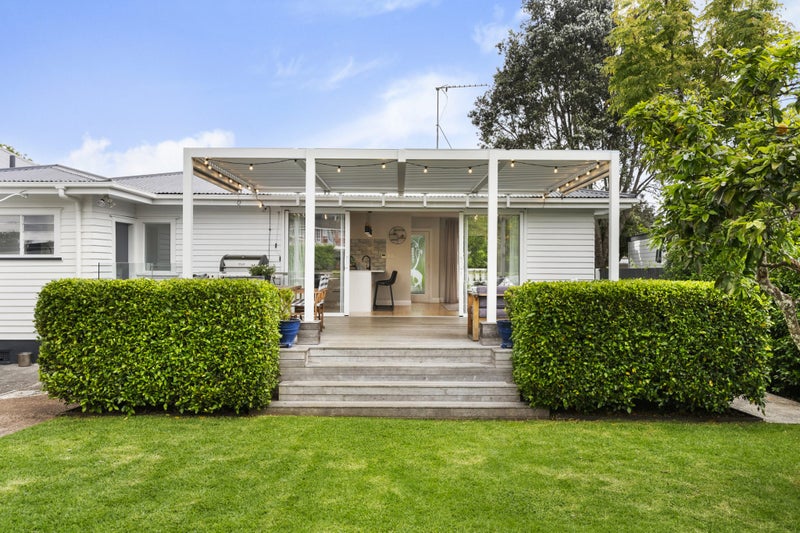 10 Hardington Street, Onehunga, Auckland - Carousel 1