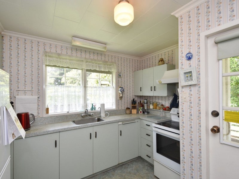 140 Kelvin Street, Avenal, Invercargill - Carousel 2