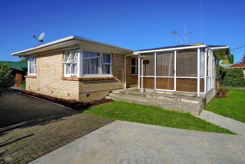 50A Queenwood Avenue, Queenwood, Hamilton - Carousel 1